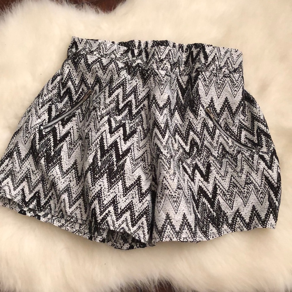 Denim Licious NWOT Size Small Shorts